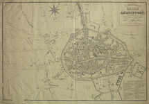 210002 Plattegrond van de stad Amersfoort met directe omgeving; met weergave van percelen en bebouwing, het stratenplan ...